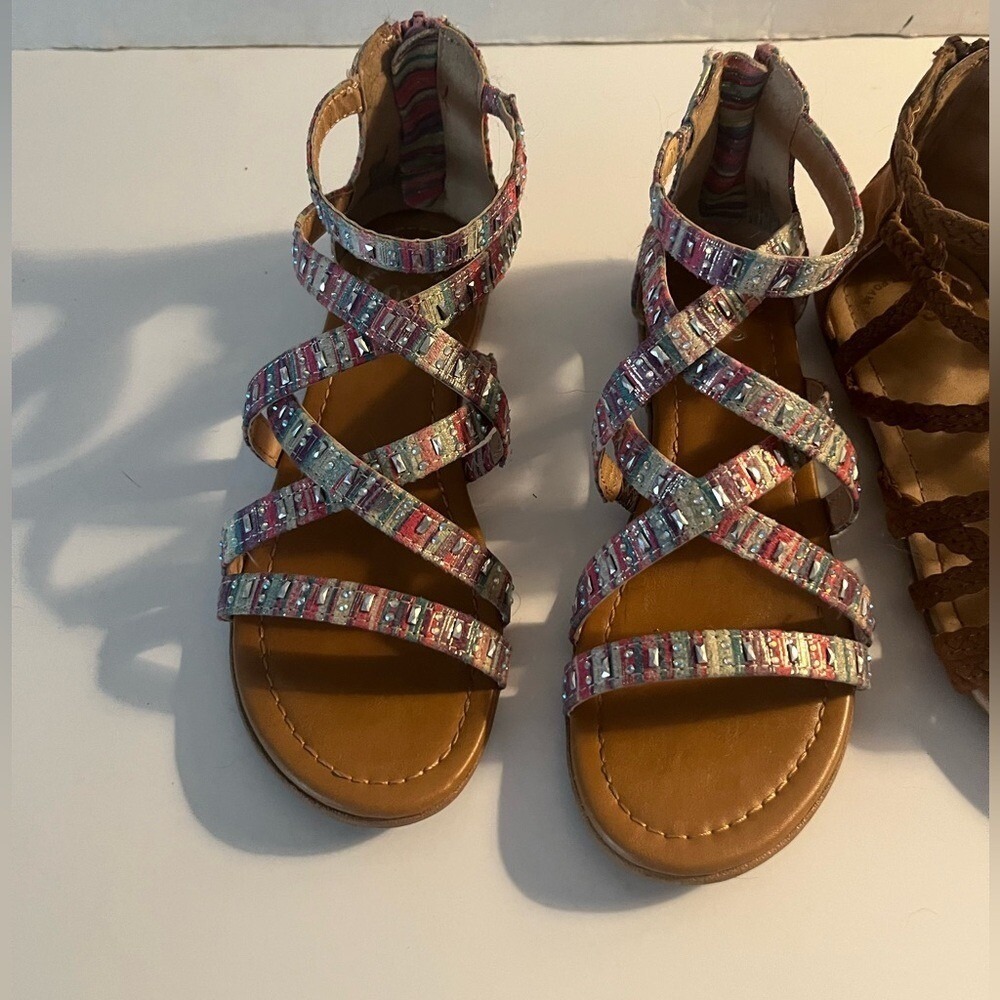 Set of 2 Pairs Girls Youth Size 2 Boho Strap Gladiator Sandals Shoes Footwear - Picture 5 of 16